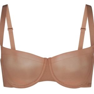 NWT Skims No Show Molded Unlined Balconette Bra Size 38DD